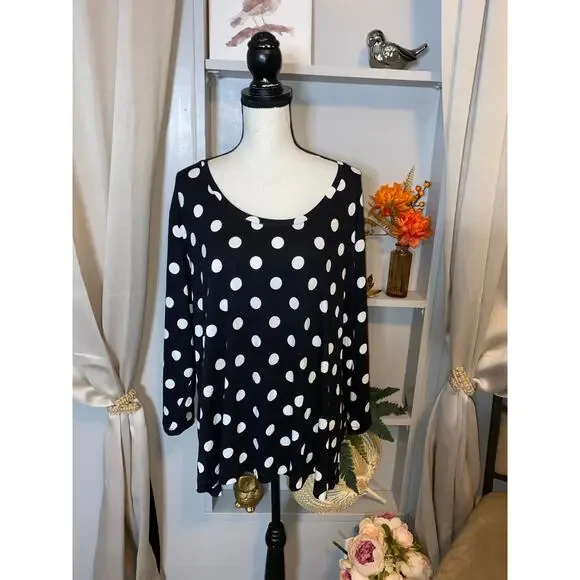 NWT Women’s size 26/28W Cato Black White Polkadot Soft 3/4 Sleeve Top - Picture 1 of 10